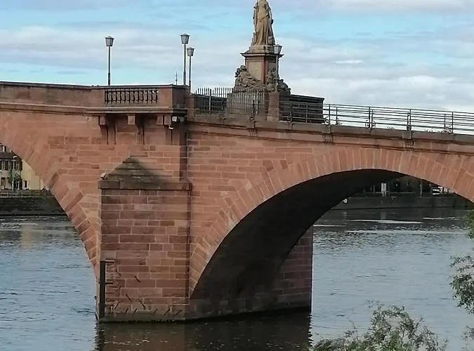 Desire Деревянный коттедж